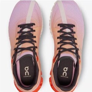 On Running On Clouds Cloud flow rose Fiji Women's Running Shoes 9.5 NWOT